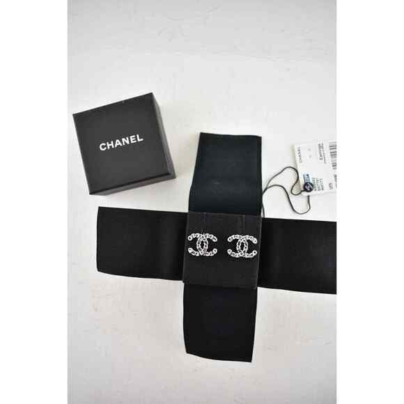 Chanel 22P Ruthenium Silver White Chain CC Logo Drop Statement Stud Earrings - Picture 2 of 12
